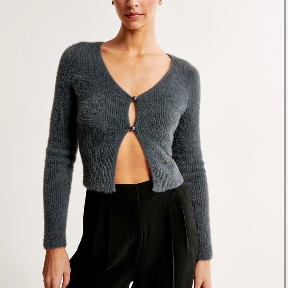 Abercrombie & Fitch Women's Gray Ribbed Sweater